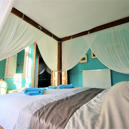Villa Luxurious With Private Near *