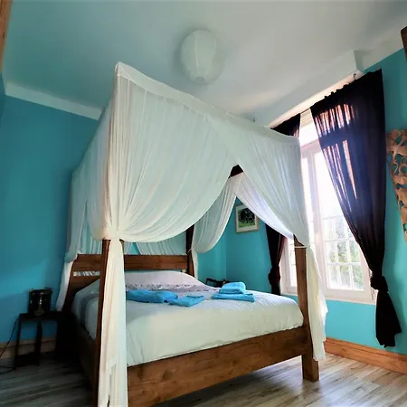 Luxurious With Private Near Villa Lacanau