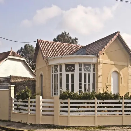 Luxurious With Private Near *