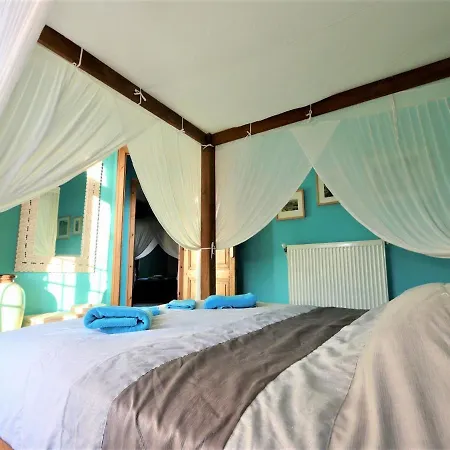 Luxurious With Private Near
