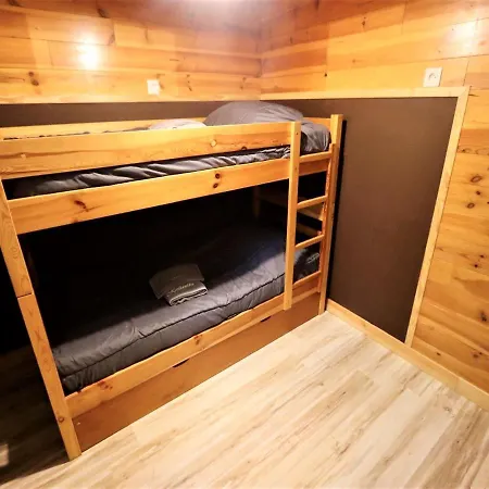 Luxurious With Private Near *