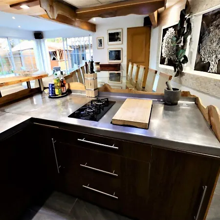 Villa Luxurious With Private Near *