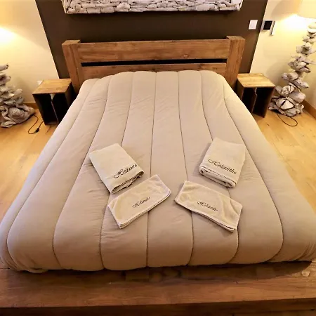 Luxurious With Private Near *