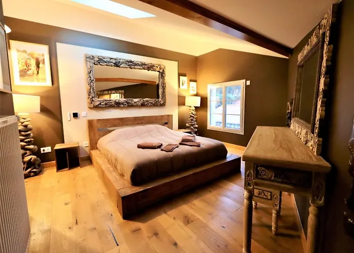 Villa Luxurious With Private Near *