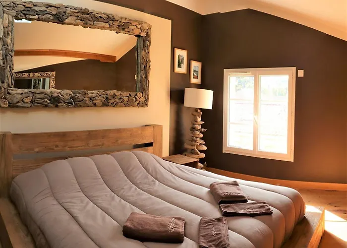 Villa Luxurious With Private Near